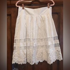 Ann Taylor Lace Mini Pleated NWOT